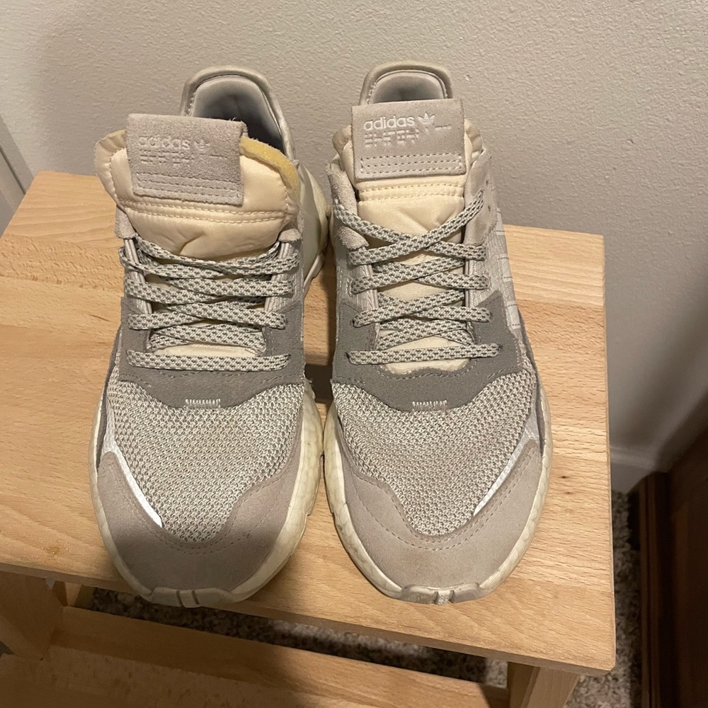 Adidas tennis shoes